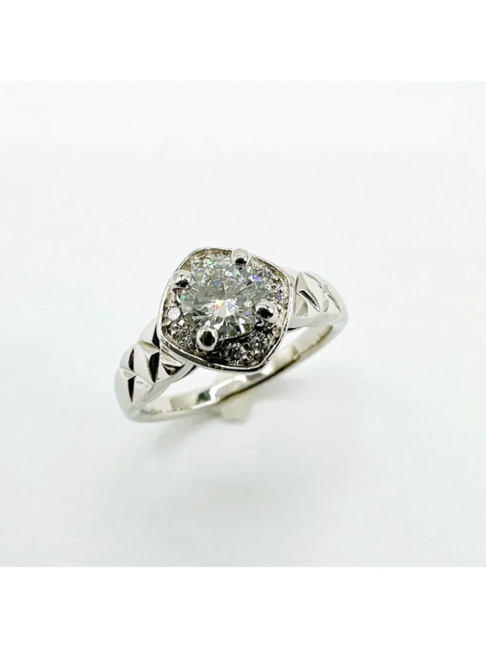 Chanel Coco Crush Diamond Platinum Gia With Ring